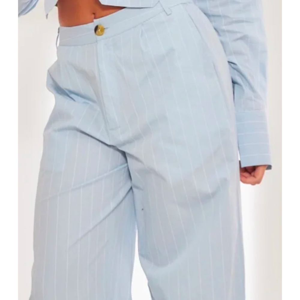 PrettyLittleThing Blue Pinstripe Tailored Wide Leg Trousers NWT Size 8 - Picture 4 of 6